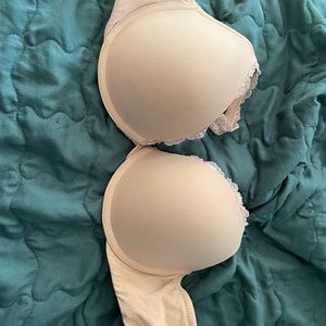 NWOT Soma 36B Embraceable Push Up Bra